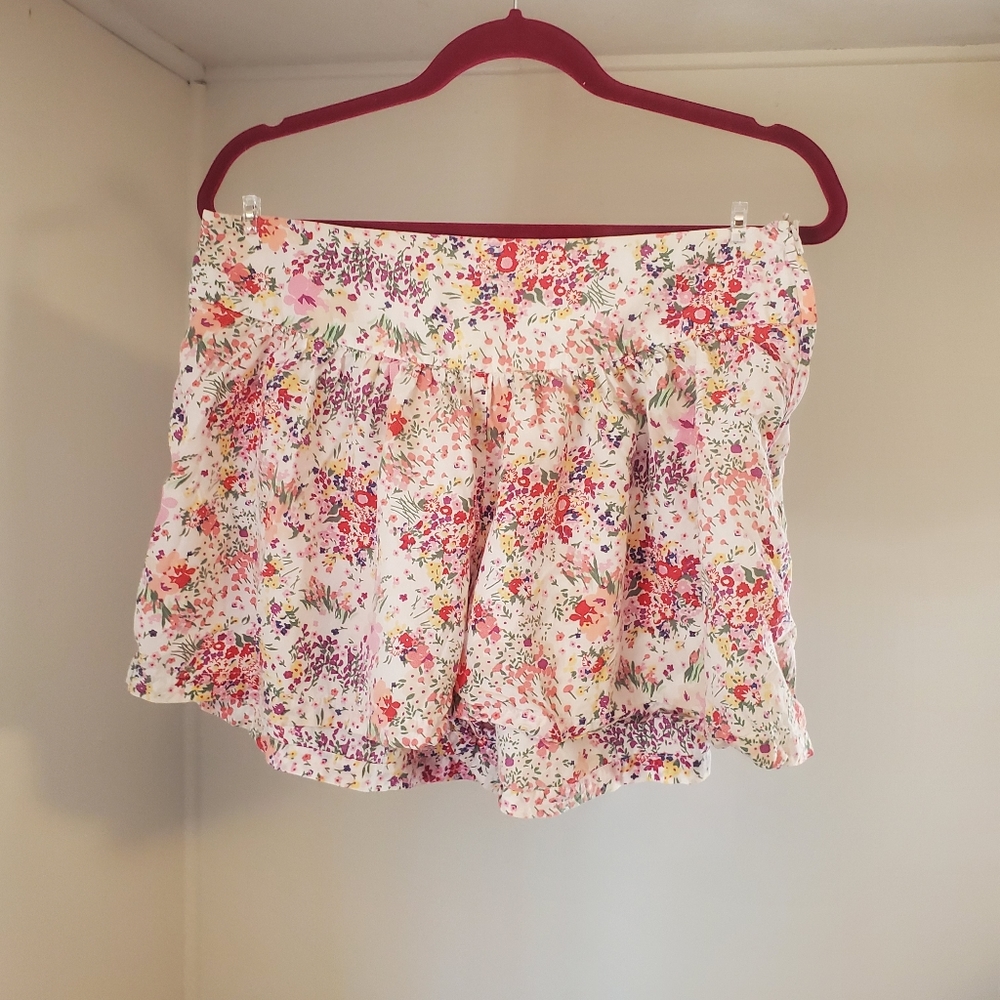 H&M Garden Collection Floral Shorts 12